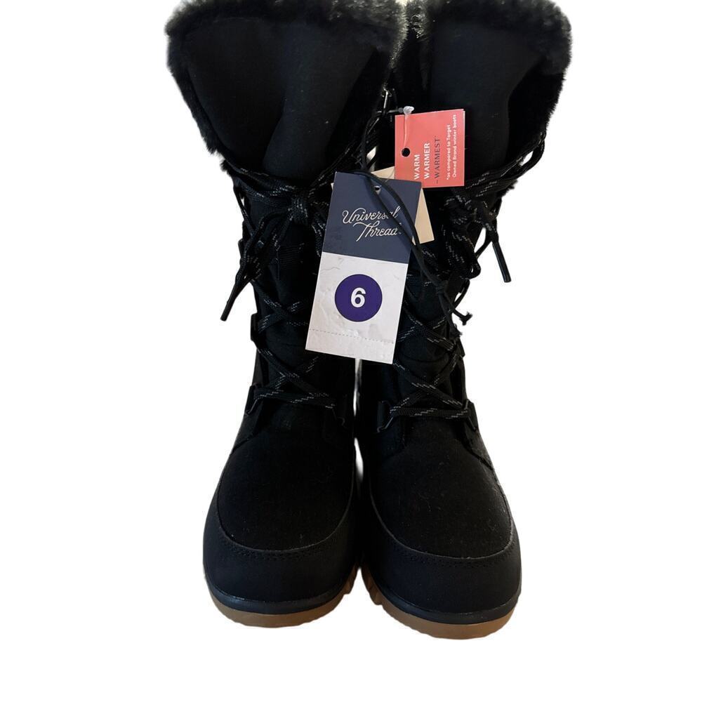 Universal Thread Women Size 6 US Black Fur Lined Boots